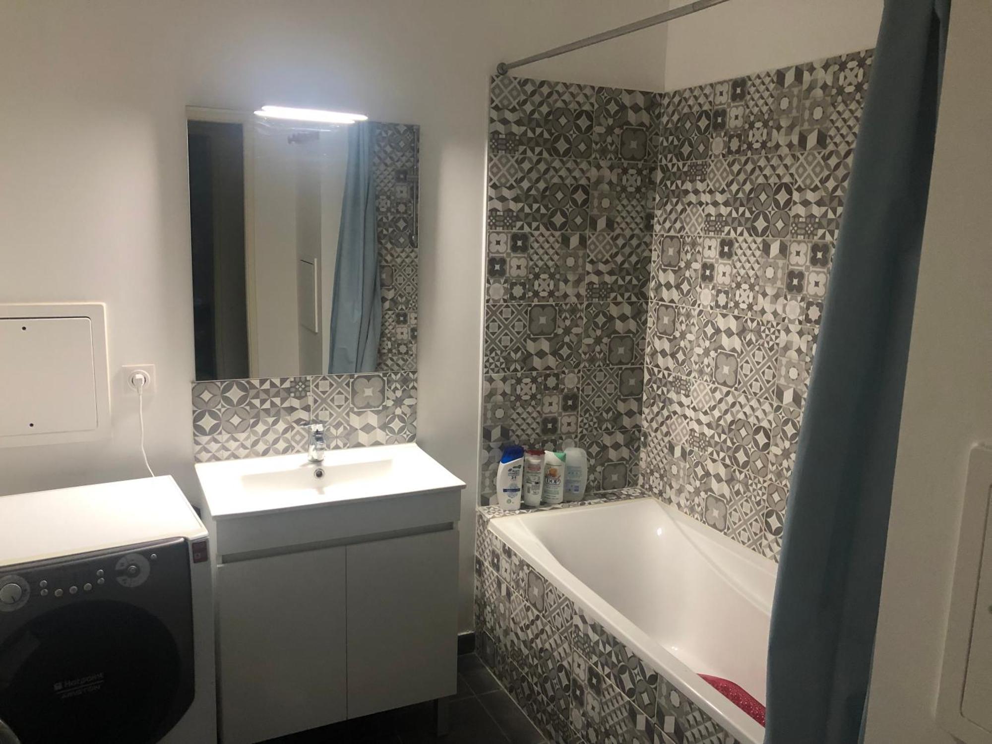 Jolie Chambre A Nanterre Prefecture Proche La Defense Arena Campus Sncf Et Paris 외부 사진
